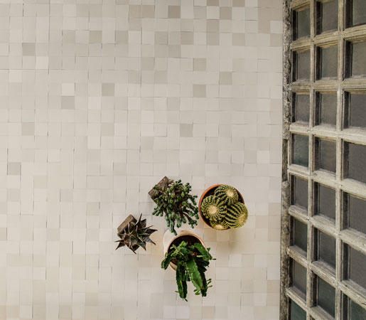 TRATTI - Ceramic tiles from Distributed by Ceramics of Italy | Architonic