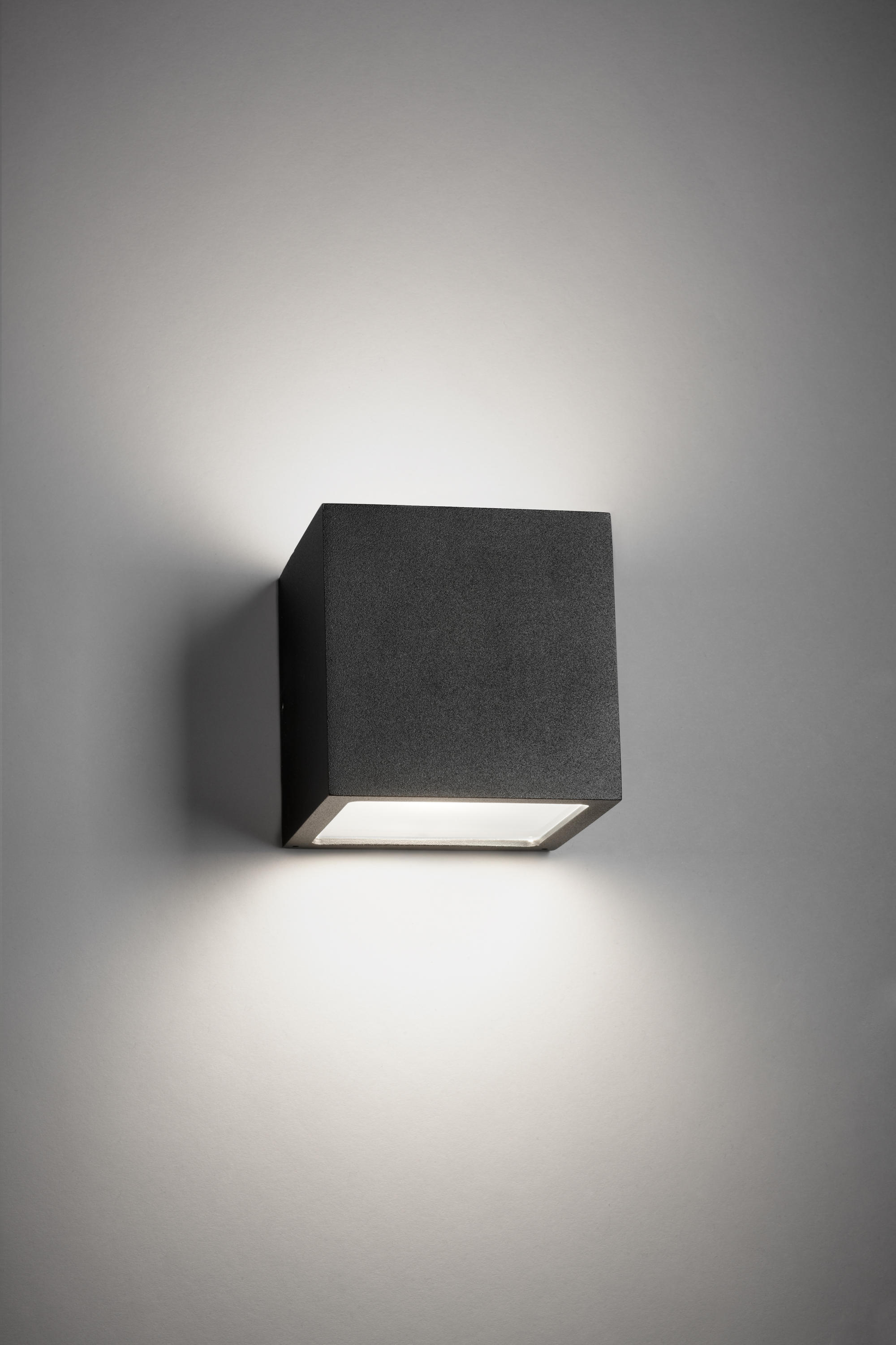 Светильник cube. Lightpoint светильник. Бра Ledolight point m122/1a. Бра collte Cube.