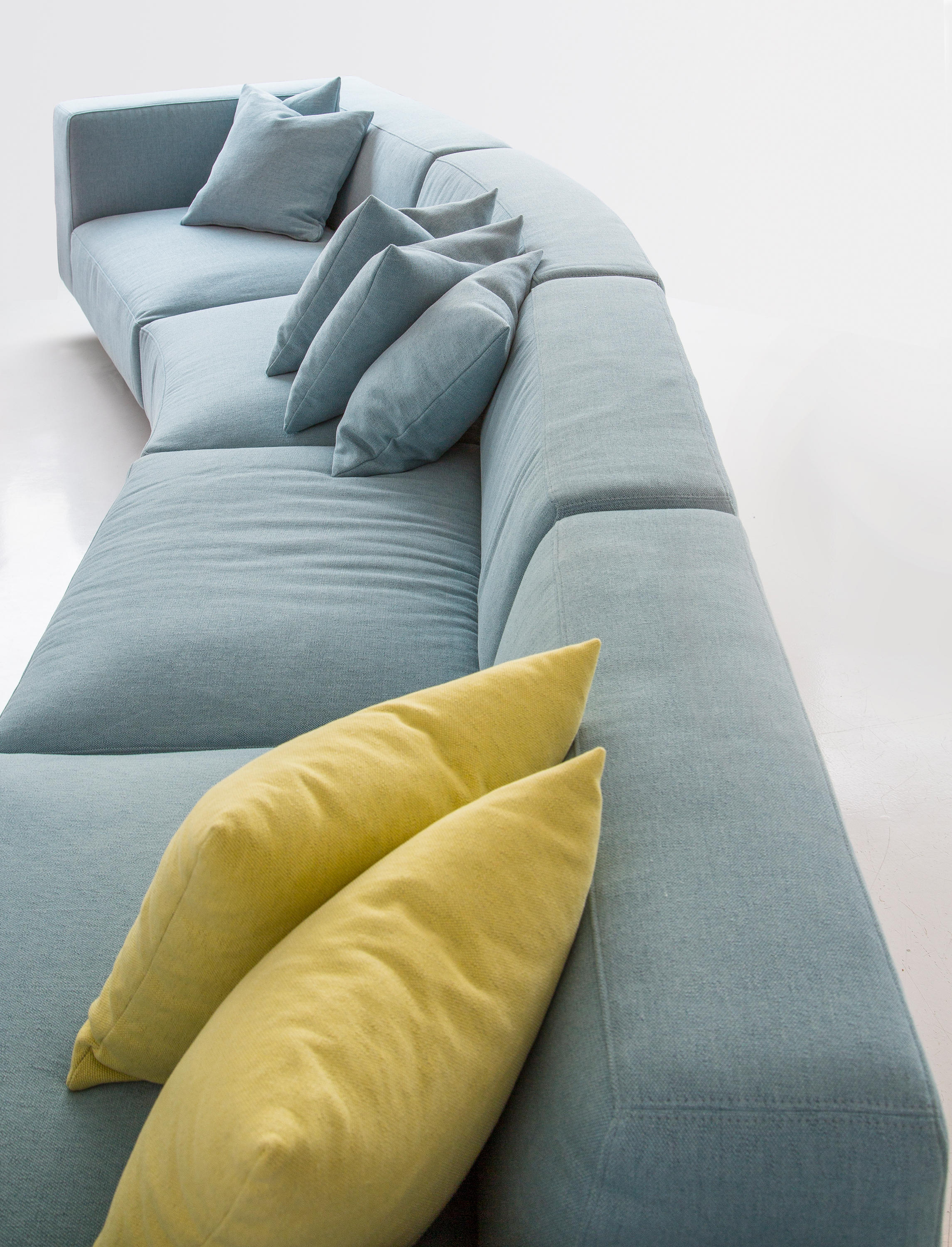 ENDLESS MODULAR SOFA Lounge sofas from Bensen