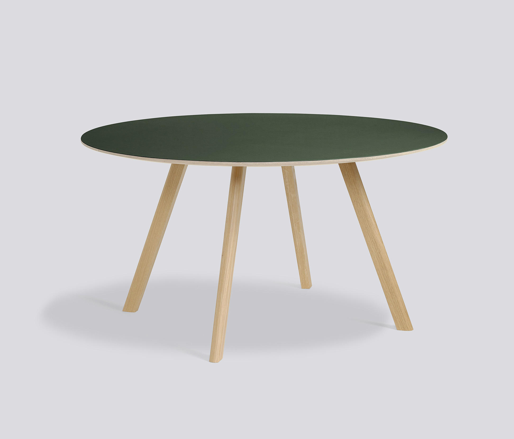 Copenhague Round Table Cph25 Restaurant Tables From Hay Architonic Copenhague Round Table Cph25 By Hay Restaurant Tables