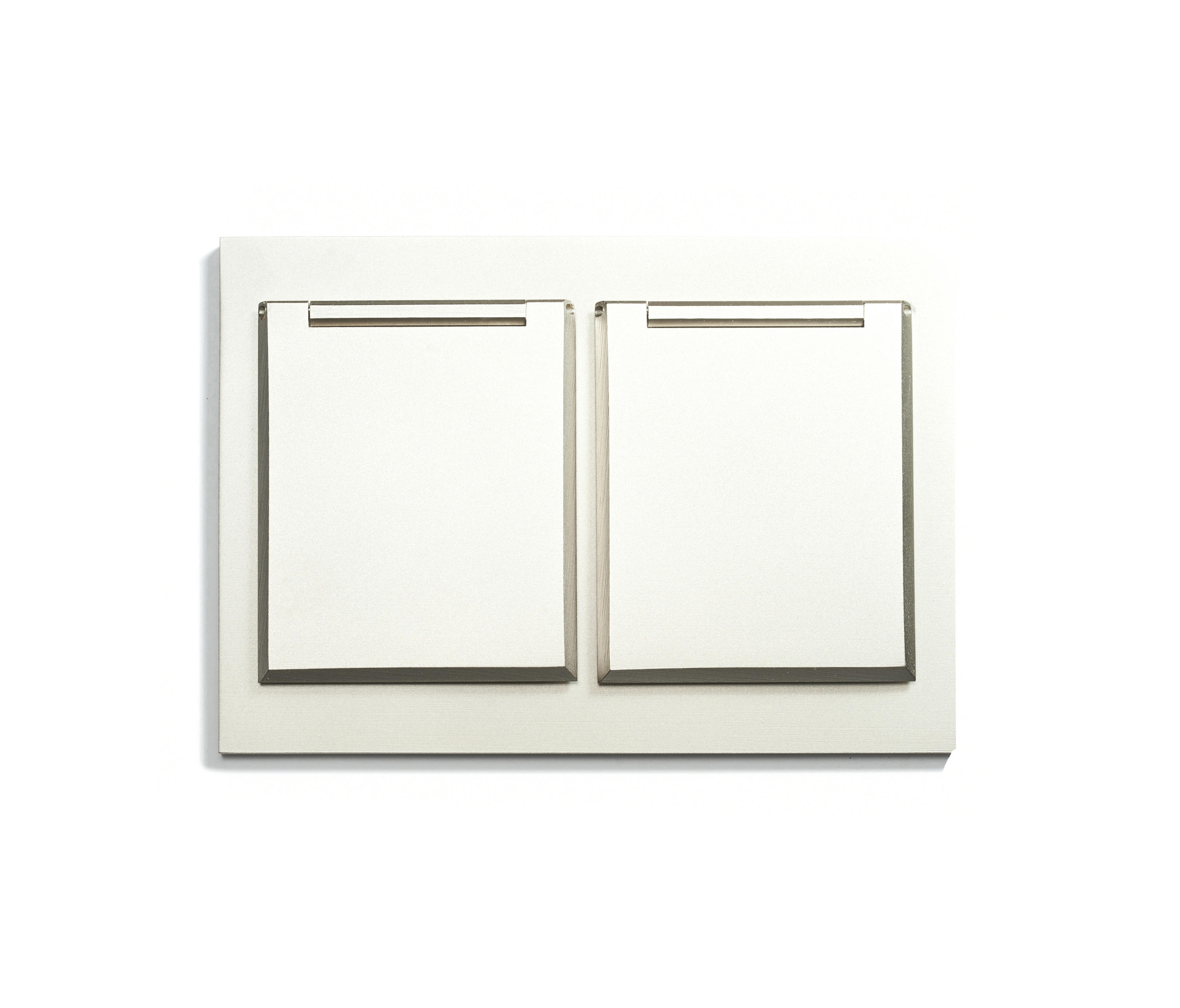 KITCHEN OUTLET DUPLEX COVERS American sockets from Meljac