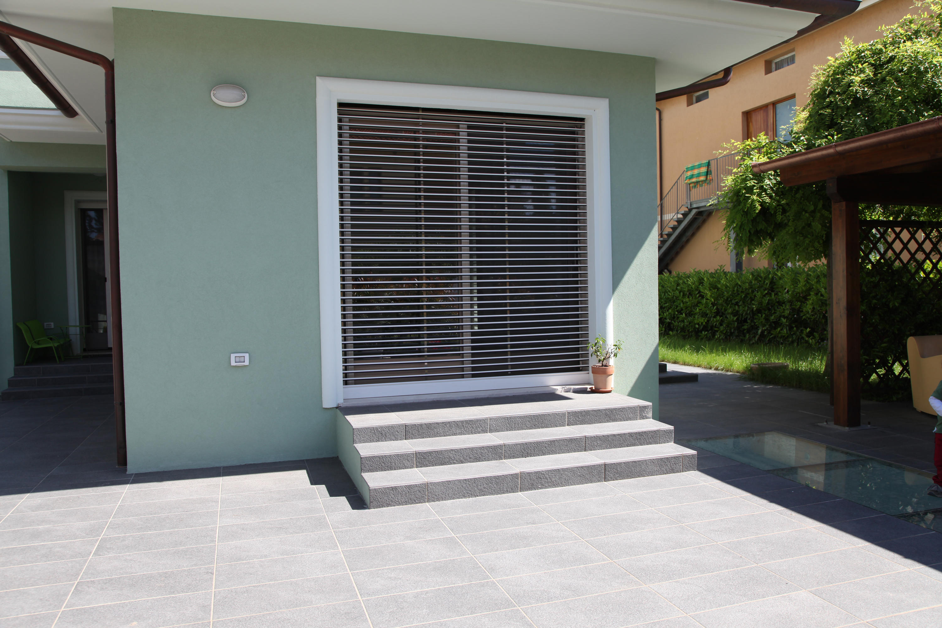 Securflap rolling shutter roller blinds from di.bi. porte ... Immagini porte blindate
