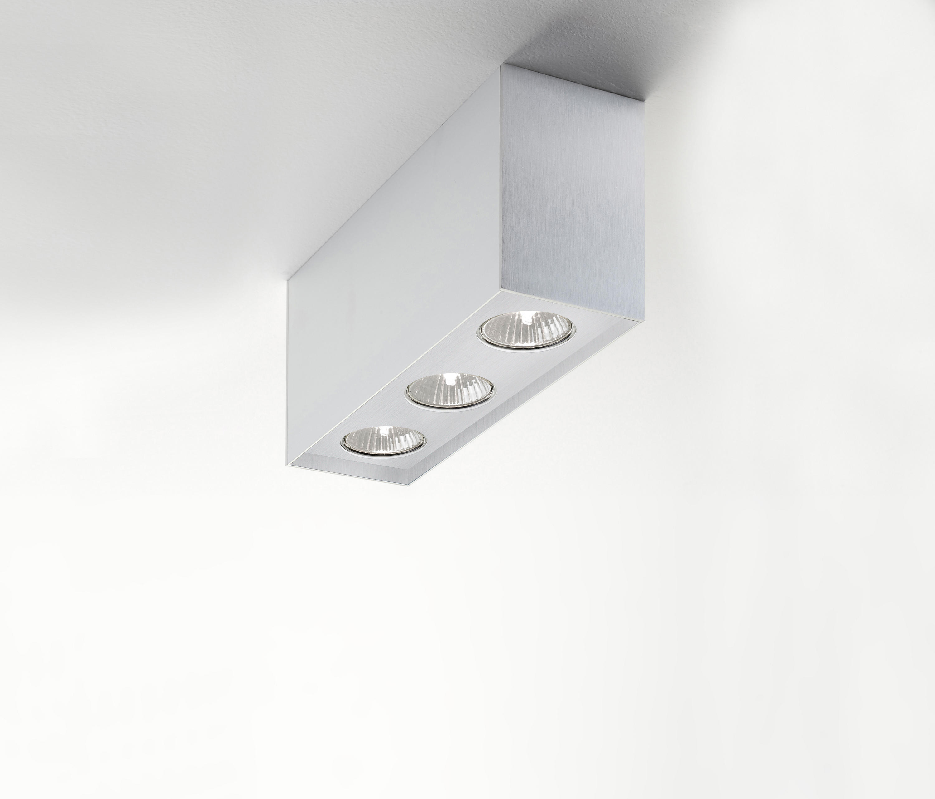 File 2 Complementi Ceiling Mounted Spotlights From Lucifero S