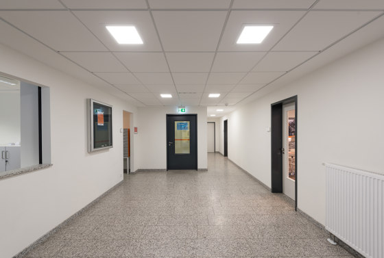 Sidelite® ECO
Ceiling and wall luminaires | Lampade parete | RZB - Leuchten
