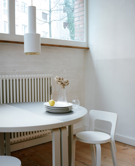 Aalto table round 90D | Tables de repas | Artek