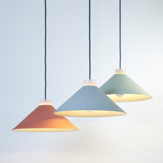 Fuji Terracotta | Lámparas de suspensión | Hand & Eye Studio