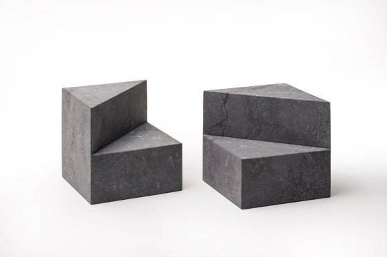 Kilos bookends - Cube - Bianco Carrara |  | Salvatori