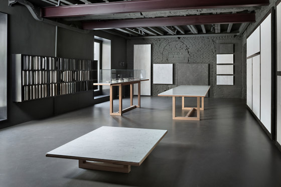 Span - Coffee table 113 x 113 x h26 cm Bianco Carrara | Mesas de centro | Salvatori