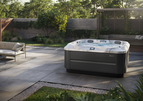 J-335™ | Whirlpools | Jacuzzi®
