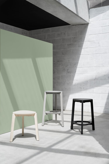 Kubrick Stool | Bar stools | nau design