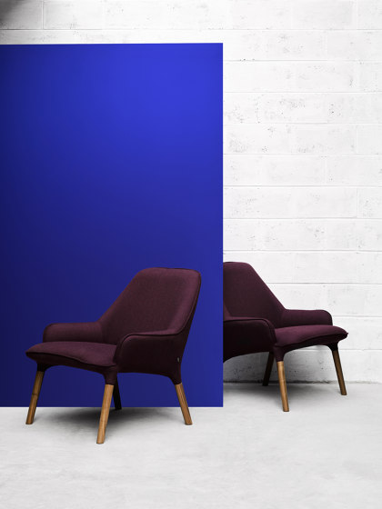 Plum Chair | Poufs / Polsterhocker | nau design