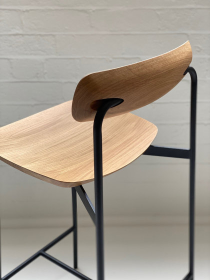 Sia Chair Upholstered | Sillas | nau design