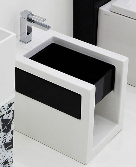 Box | Bidet | GSG Ceramic Design