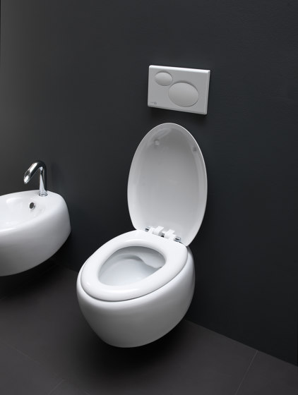 Touch | WC | GSG Ceramic Design