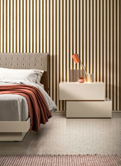 Alfa tall bed frame | Beds | Pianca