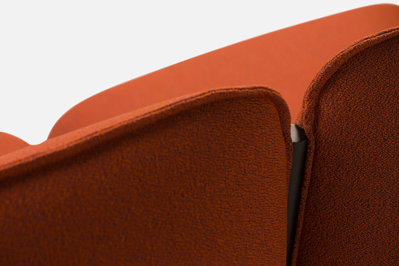 Kumo Sofa 3-Seater Porcelain | Sofás | Hem Design Studio