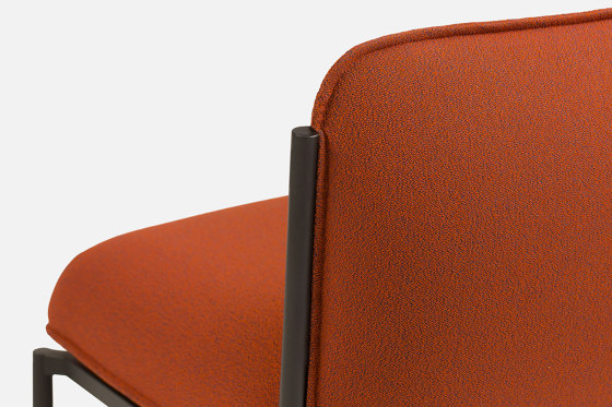 Kumo Sofa 3-Seater Porcelain | Divani | Hem Design Studio