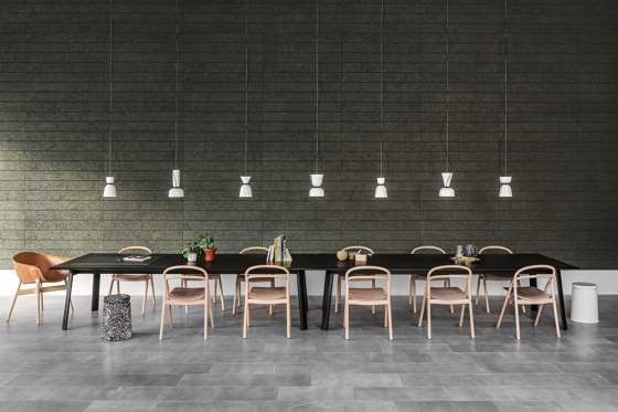 Udon Chair Black | Sedie | Hem Design Studio