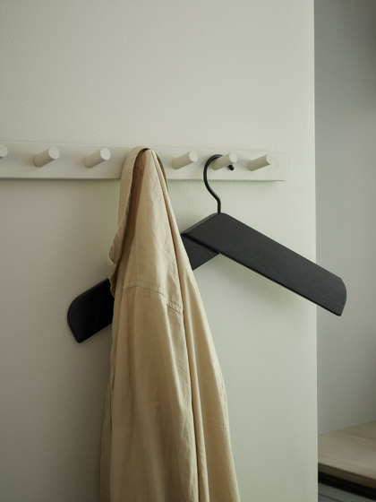 Collar Hanger, coat hanger in teak | Perchas | Skagerak