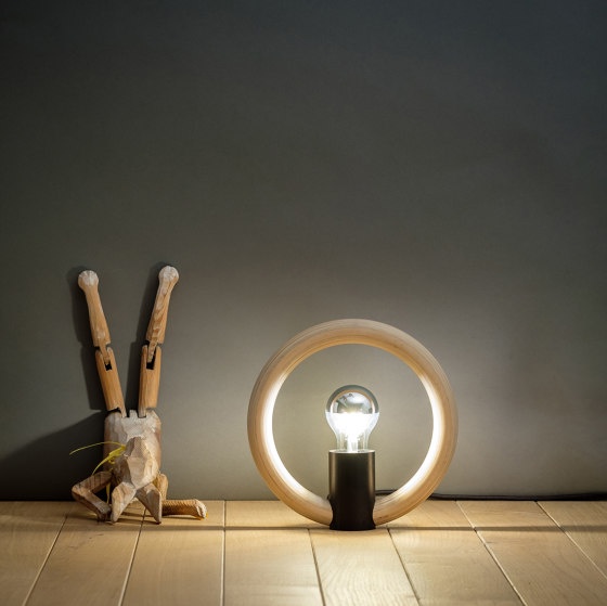 RINK | Table lamp | Lámparas de sobremesa | Domus