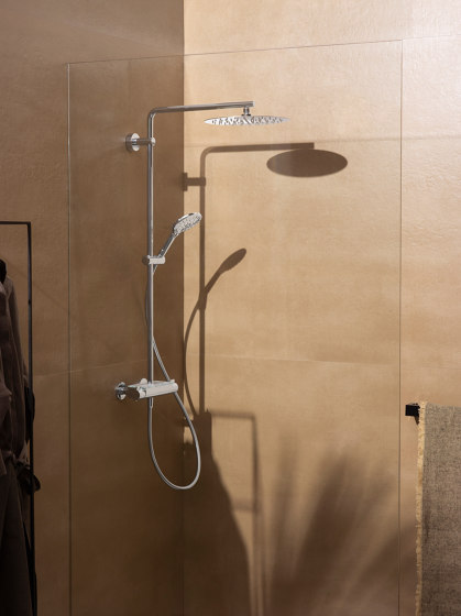 Vivid | Thermostatic Showerstation with shelf | Grifería para duchas | LAUFEN BATHROOMS