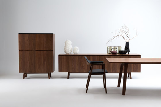 Ten Table 270 walnut solid | Dining tables | CondeHouse