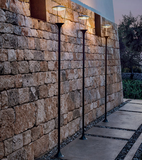 Pharos Lámpara de pared | Lámparas exteriores de pared | Ethimo