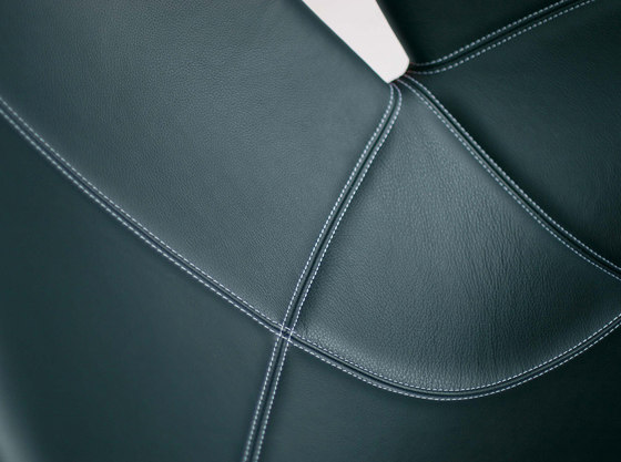 Living | Oberflächenveredelung | BOXMARK Leather GmbH & Co KG