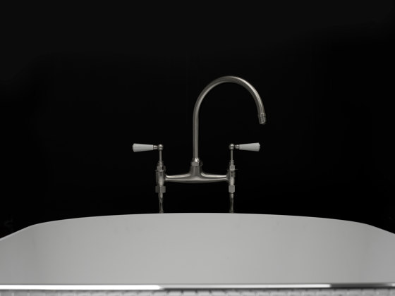 Edwardian Bone China Lever, Two-Hole Kitchen Sink Bridge Mixer 200mm (8″) Spout | Wall Mounted | Rubinetterie cucina | Czech & Speake
