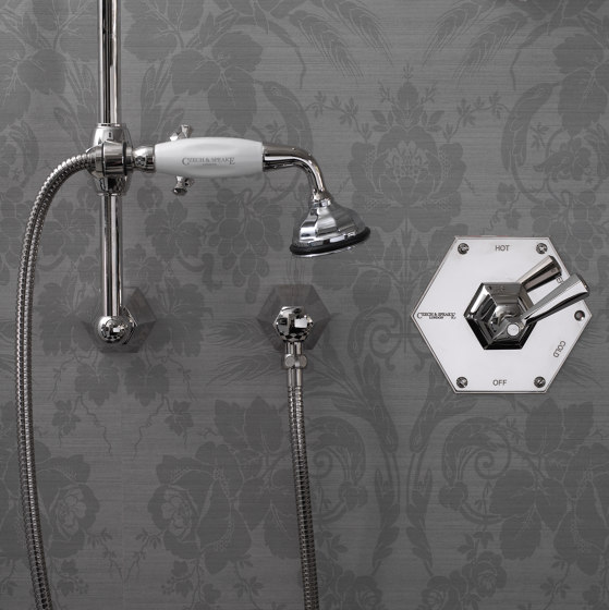 Cubist Hand Shower Set with Handshower, Hose & Wall Pin | Duscharmaturen | Czech & Speake