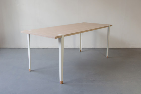Table Klaus | Esstische | Space for Design