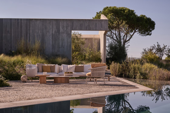 Senja armchair | Chairs | Tribù