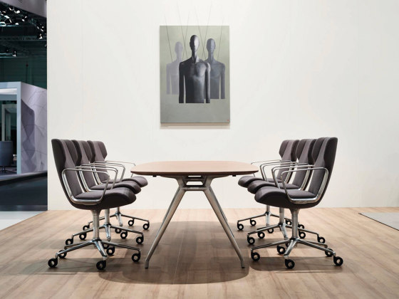 Intra Lounge Chair | Chairs | Wilkhahn