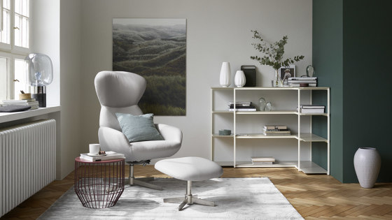 Athena armchair with tilt function and swivel base 1370 | Armchairs | BoConcept