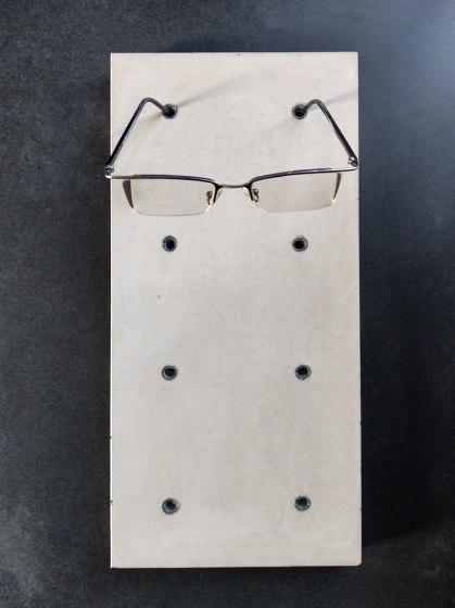 Eyeglasses Display | Display stands | CO33 by Gregor Uhlmann