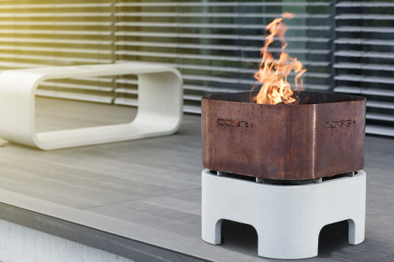 Opus Ignis with Grill | Fire baskets | CO33 by Gregor Uhlmann