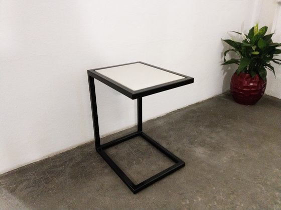 Tabula Cubiculo | Side tables | CO33 by Gregor Uhlmann