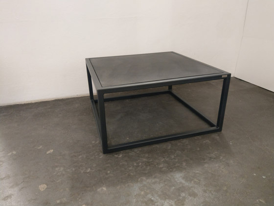 Tabula Cubiculo | Side tables | CO33 by Gregor Uhlmann