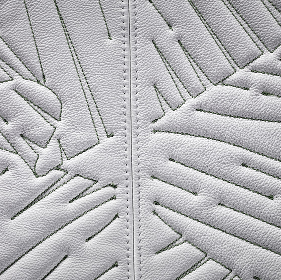 Stickerei | Oberflächenveredelung | BOXMARK Leather GmbH & Co KG