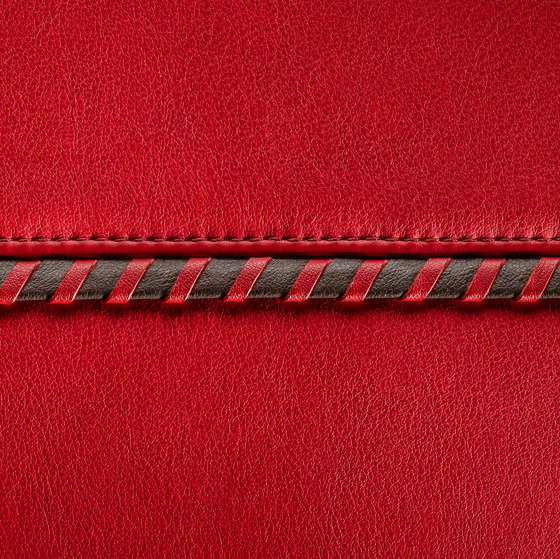 Embroidery | Finiture superficiali | BOXMARK Leather GmbH & Co KG