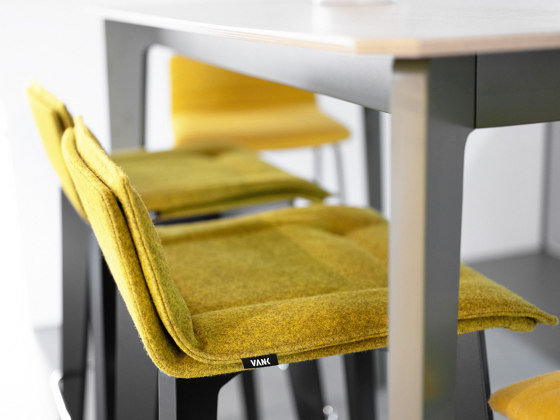KRAK upholstered chair | Sillas | VANK