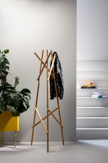 Kendo Coat Stand | Appendiabiti | Cascando