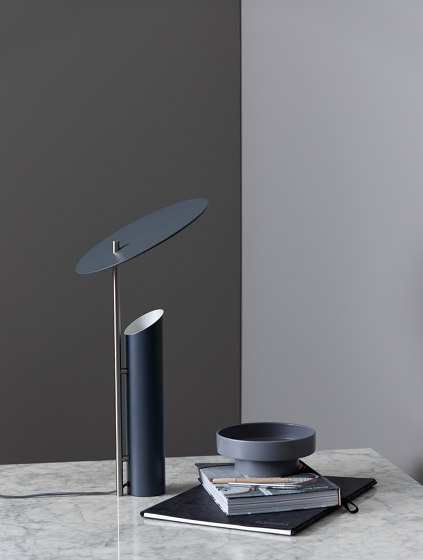 Reflect Table Lamp Grey | Tischleuchten | Verpan
