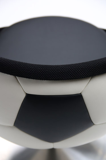 lillus hattrick | soccer counter stool | Counter stools | lento