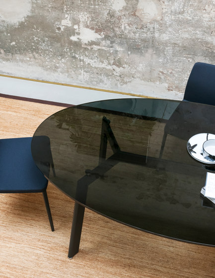 LINK | TABLE - Dining tables from Desalto | Architonic