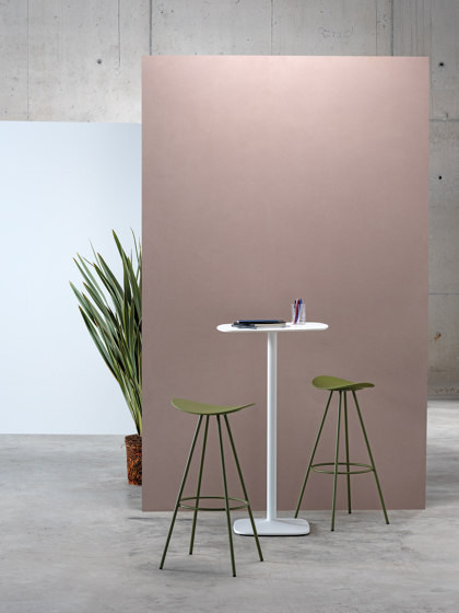 Iron table | Standing tables | ENEA