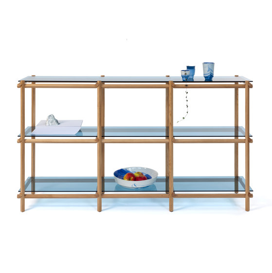Angled Cabinet | oak | blue glass | Estantería | Vij5