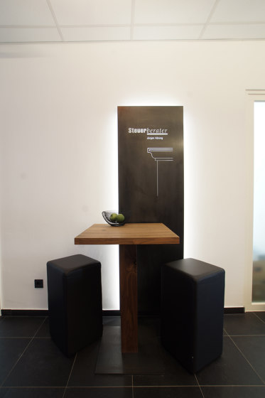 Pomp Original Tresenhocker | Counter stools | Ruhe & Raum