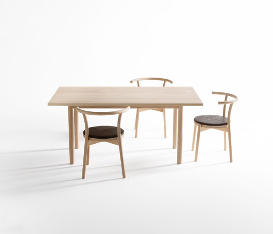 Kotan Round High Table - Wood | Standing tables | CondeHouse