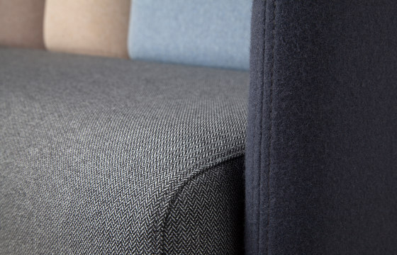 August armchair | Poltrone | Intuit by Softrend